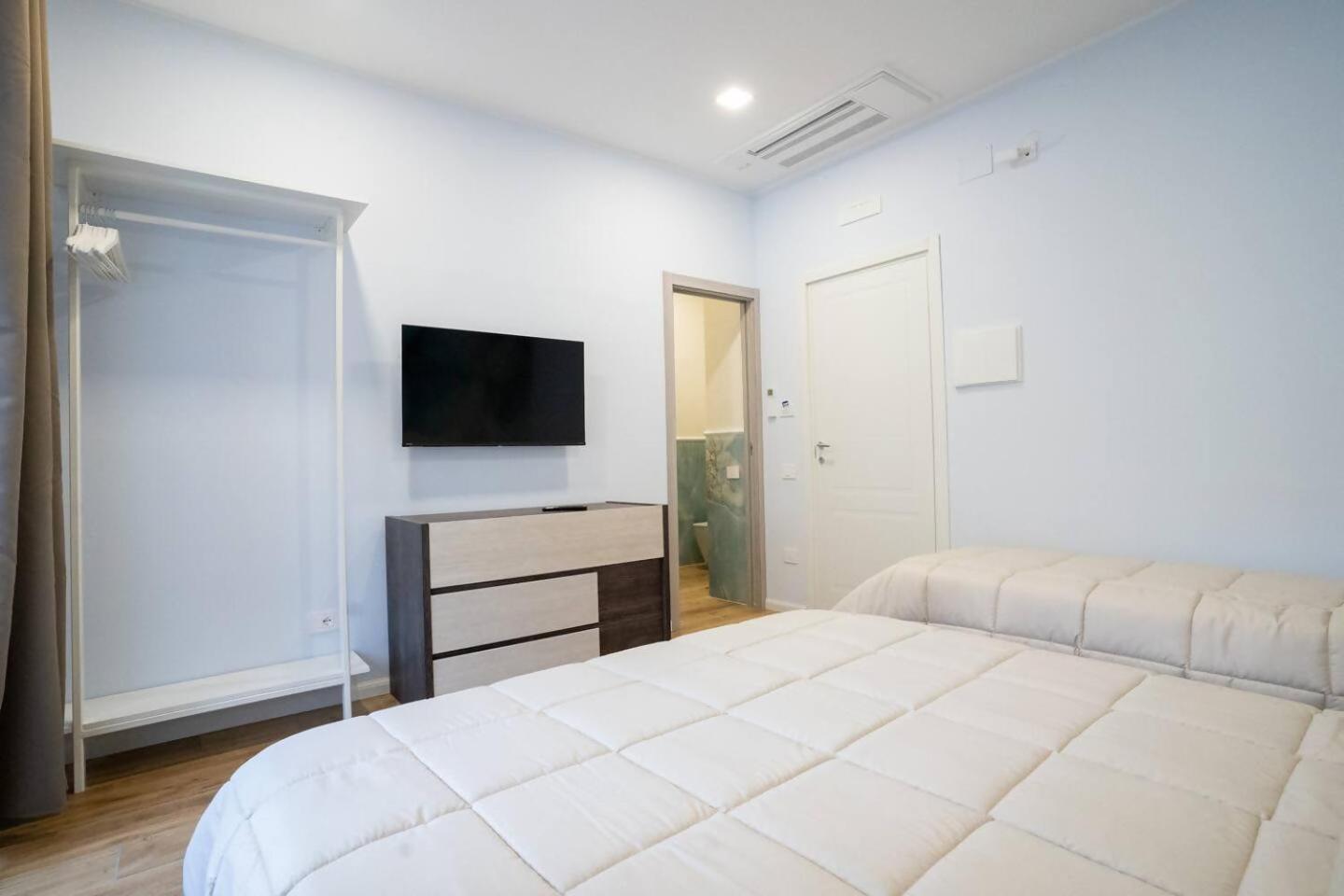 Blue Dream Suites Салерно Экстерьер фото